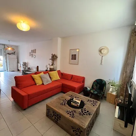 Beautour 4 People Wi-fi Tv 1 Parking Space Vertou